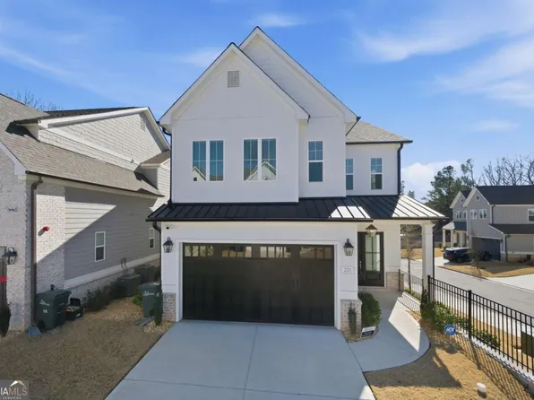 233 Scottsdale Dr, Marietta, GA 30064