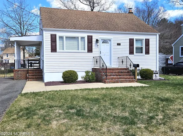 21 Bruning Lane, Spotswood, NJ 08884