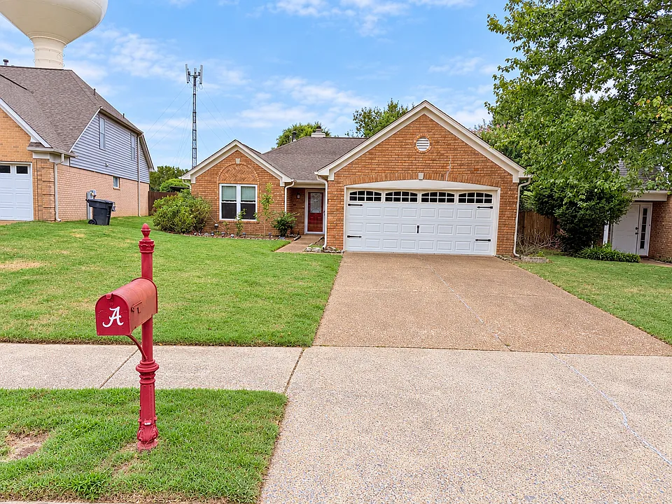 6437 Persimmon View Dr