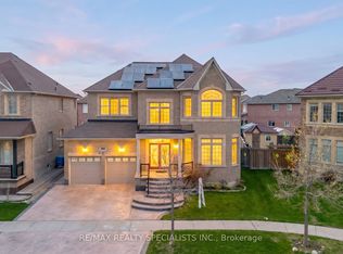 30 Portside Cres, Brampton, ON L6R 3P3
