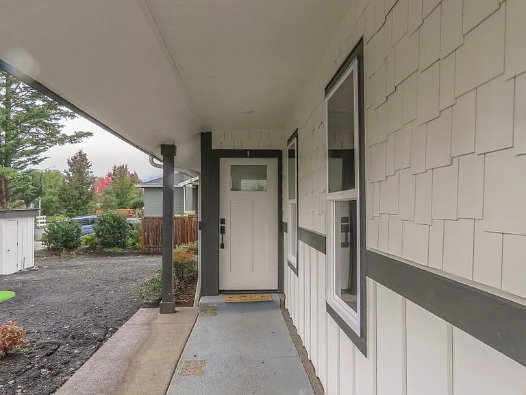 2900 N Crater Ln #1 — Photo 3