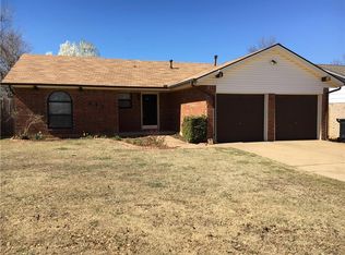 213 S English Dr, Moore, OK 73160