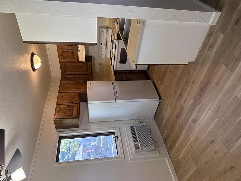 404 W Jackson St #3 — Photo 16