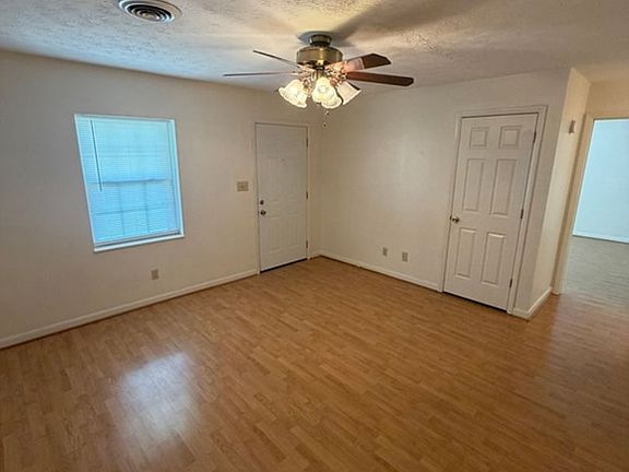 3rd image of 1479-1485 Fate Rankin Rd #1483