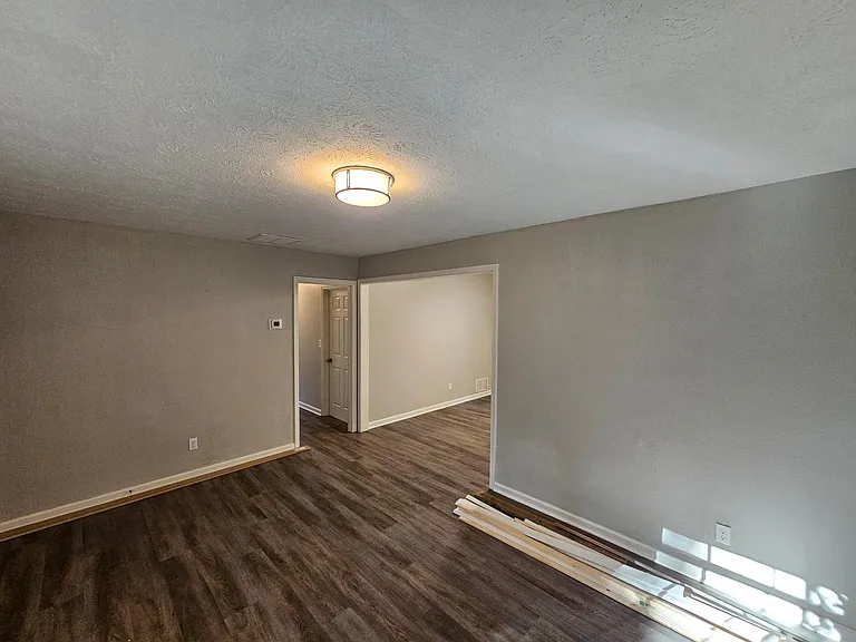 2944 Drew Valley St — Photo 11