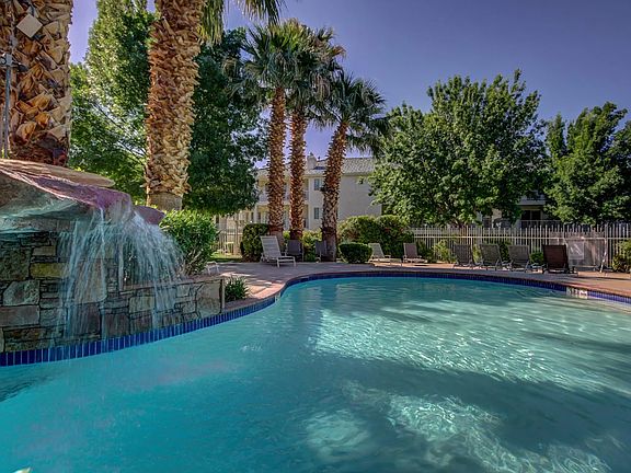 3rd image of 1845 W Canyon View Dr APT 1216