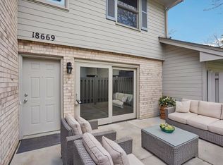 18669 Clear View Ct, Minnetonka, MN 55345