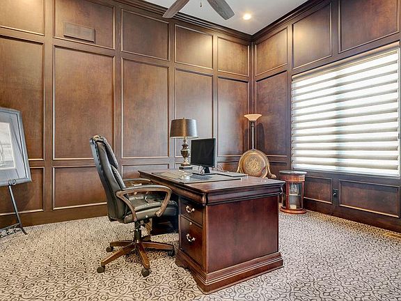 5th image of 5224 Sorrento Blvd