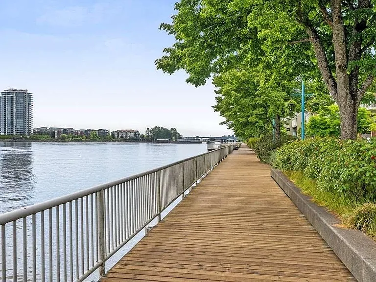 1045 Quayside Dr #605 — Photo 20