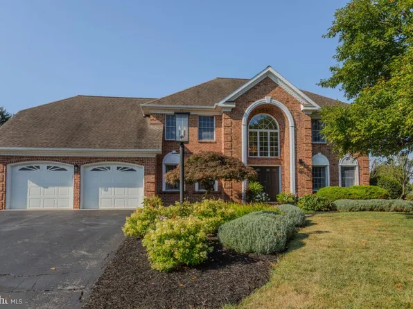 930 Dewberry Ct, Chambersburg, PA 17201