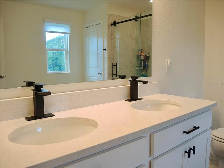 3366 Sanctuary Dr — Photo 13