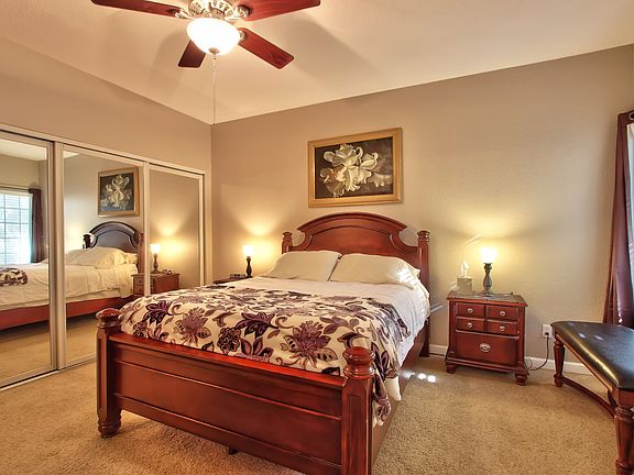 3rd image of 3111 Beachcomber Dr E