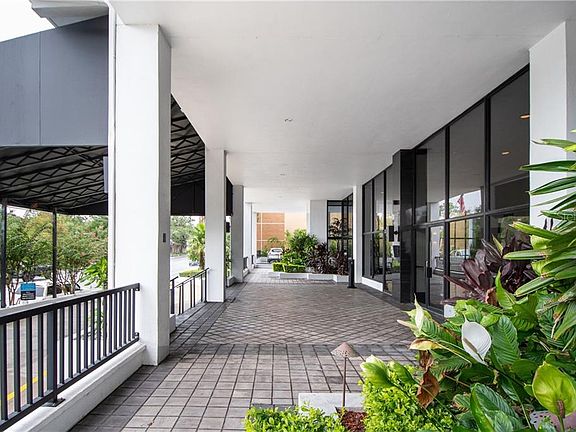 2nd image of 400 E Colonial Dr APT 908