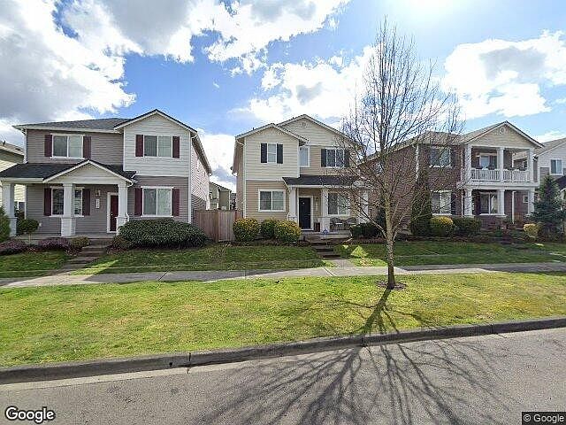 1st image of 1446 51st St NE