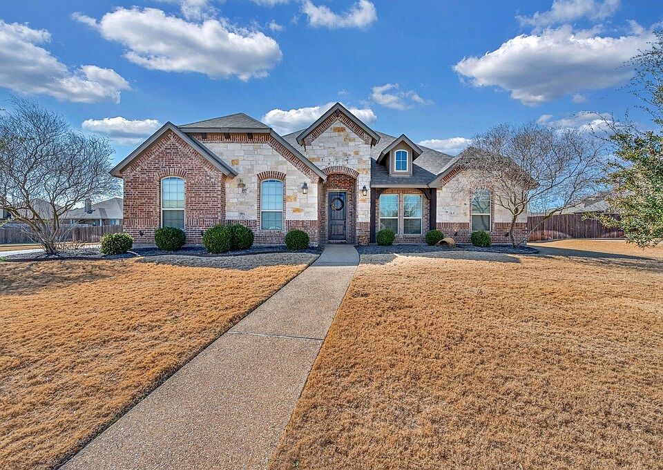 1st image of 1085 Hesselridge Dr