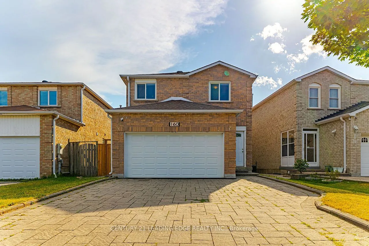 7 bed, $5,900 — Photo 1