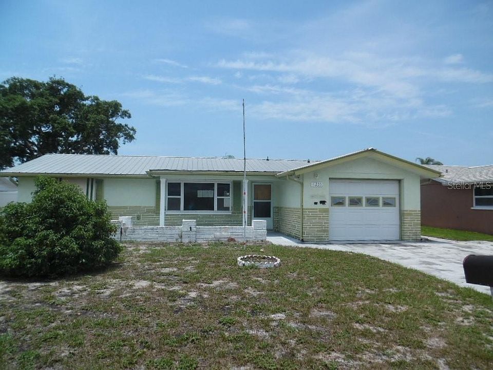 1st image of 11205 White Oak Ln