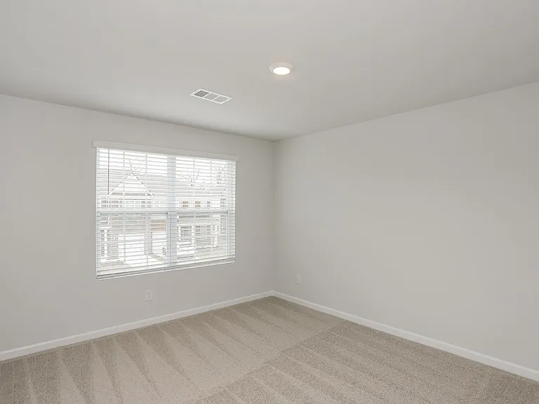 250 Hazel Ln — Photo 36