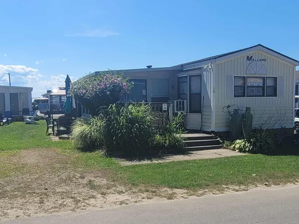 490 Empire Rd #San010, Pt Colborne, ON L0S 1R0