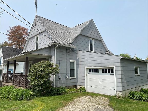 2nd image of 188 Clinton St