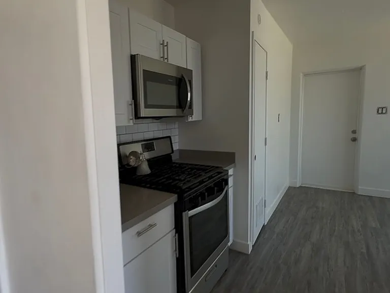 Adeila Apartments — Photo 9