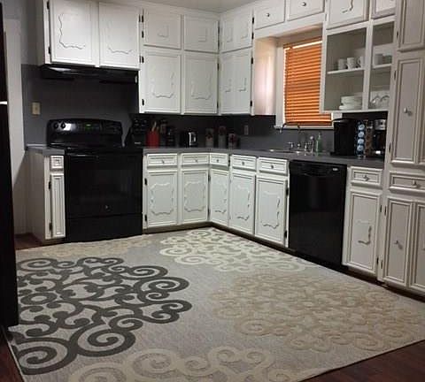 4th image of 1021 N Avenue H