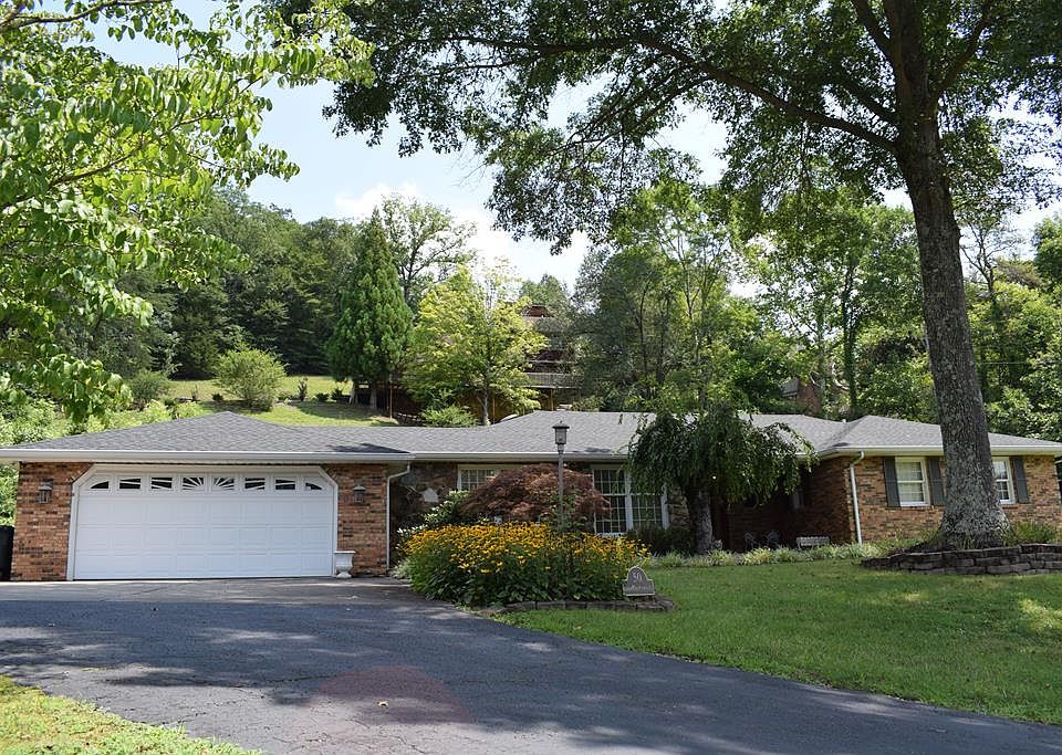 1st image of 50 Arrowhead Estates Ct