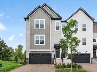 21757 Marsh View Blvd, Rogers, MN 55374