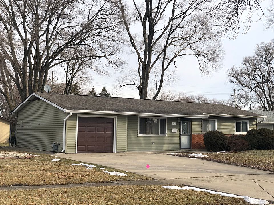 1st image of 7215 Longmeadow Ln