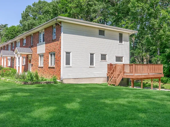 Sitterly Manor, 41 & 43 Sitterly Rd, Clifton Park, NY 12065