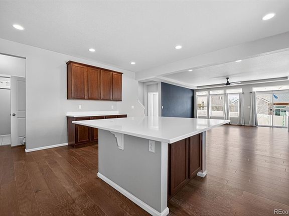 5th image of 402 Highlands Circle