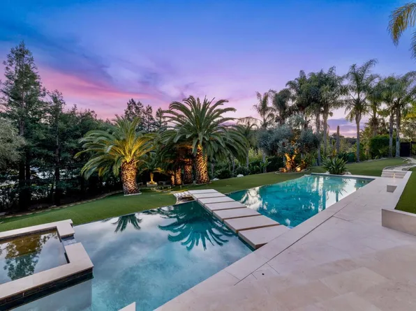 (undisclosed Address), Los Altos Hills, CA 94022