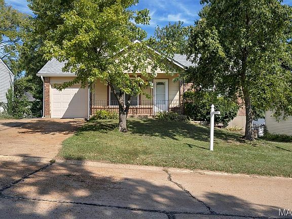 2nd image of 5329 Winthrop Dr
