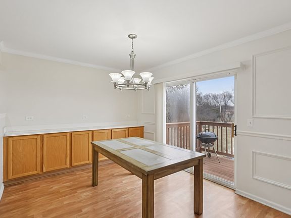 5th image of 1102 Lillian Ln #1102