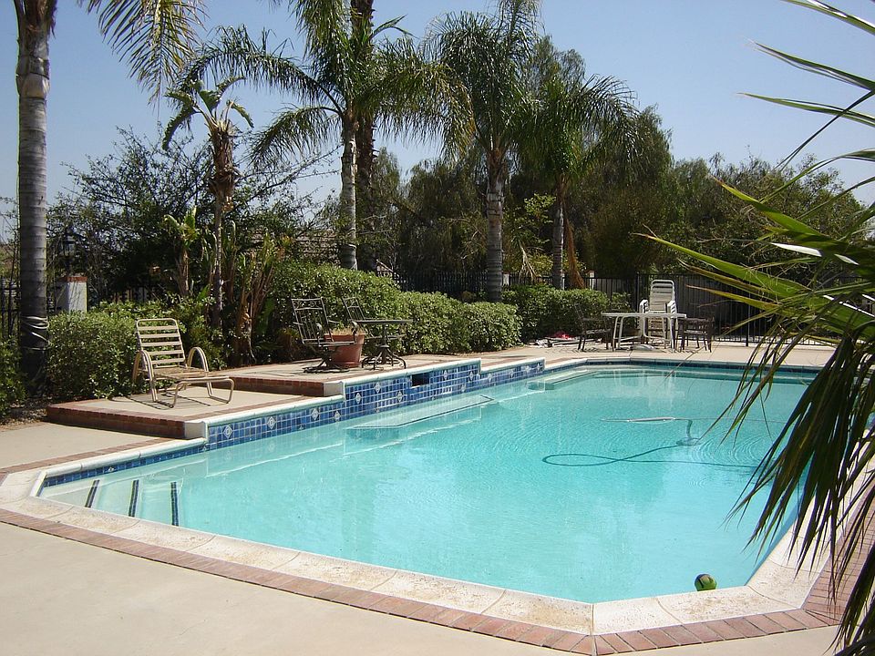 Pool area