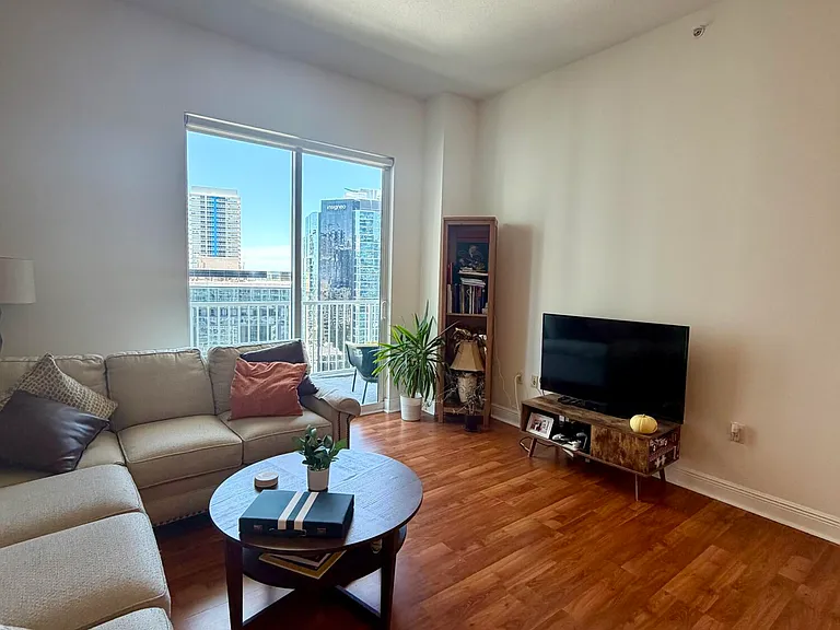 1250 S Miami Ave #2412 — Photo 2