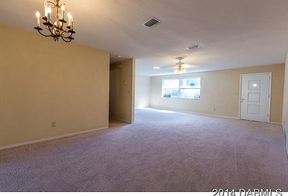 4th image of 27 Silk Oaks Dr