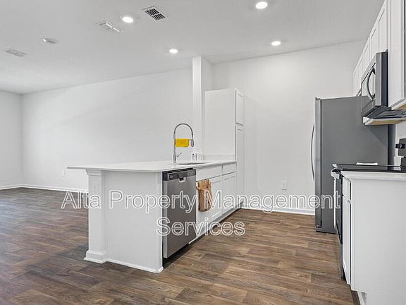 3rd image of 3755 Spotted Fawn Ct