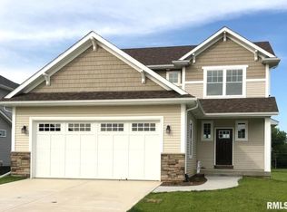 6201 Lillie Ave, Davenport, IA 52806