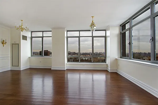 Rented by Corcoran | media 11