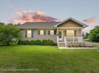 1523 S Lansing St, Saint Johns, MI 48879