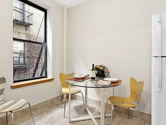 5th image of 100-106 W 141st St #58