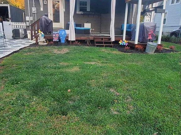 3rd image of 108 Pickett Ave
