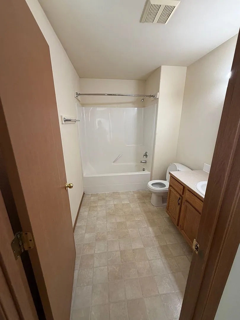 6405 Chapel Hill Blvd — Photo 3