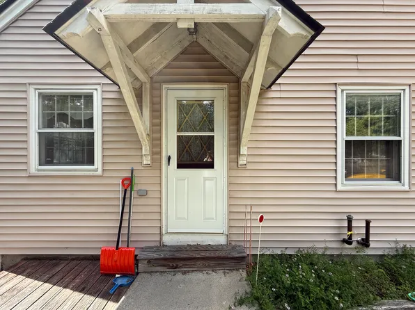 17 Wolf Rd, Lebanon, NH