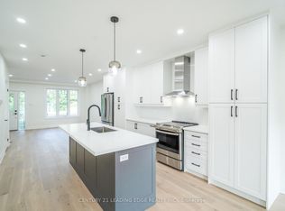 22 Milroy Ln, Markham, ON L6B1B5