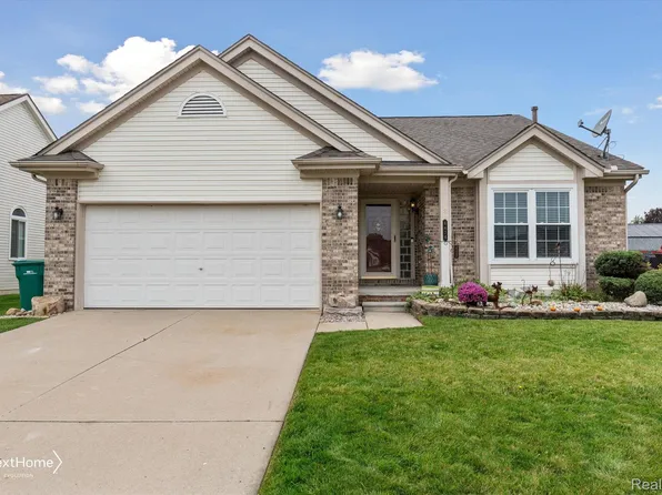 6624 Summerdale Cir E, Ypsilanti, MI 48197