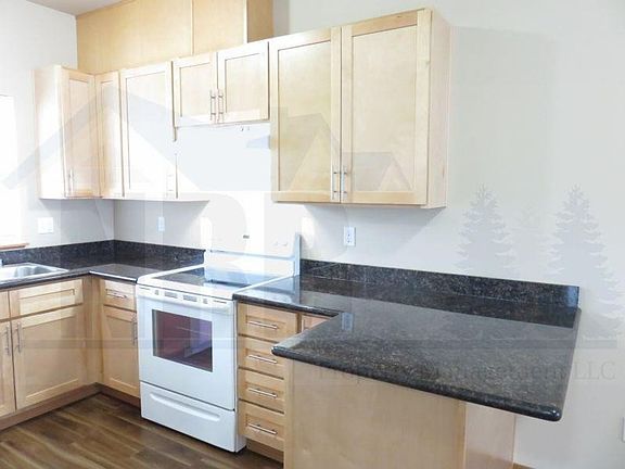 3rd image of 8015 Pacific Ave Unit 9