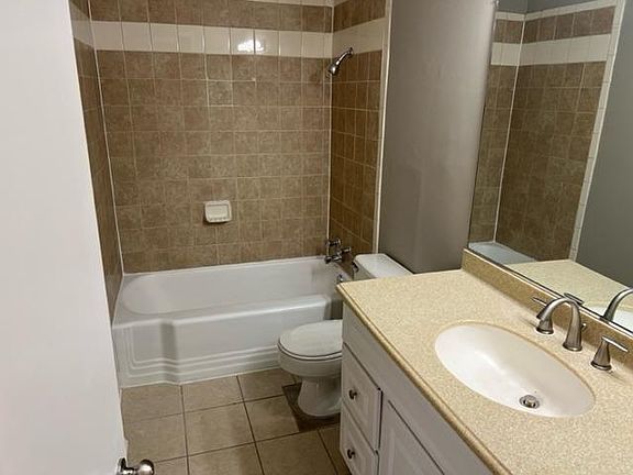 5th image of 4421 Poppy Dr