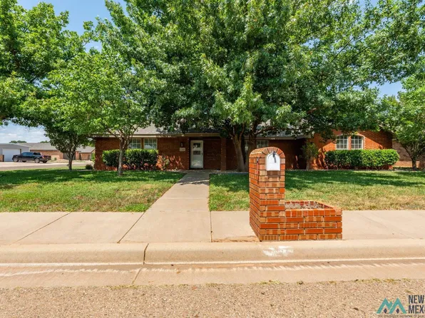 2400 Northglen Dr, Clovis, NM 88101
